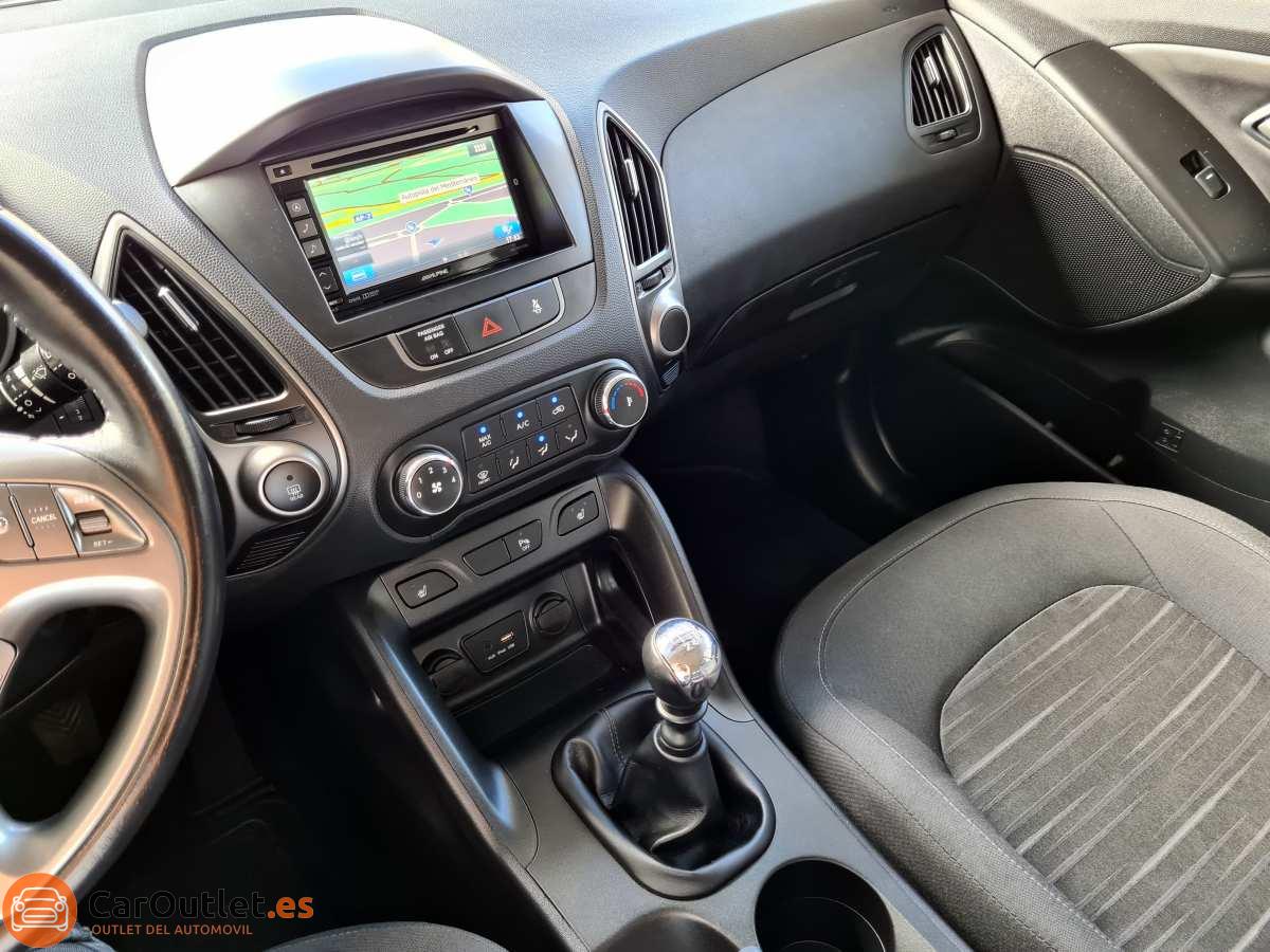 20 - Hyundai ix35 2014