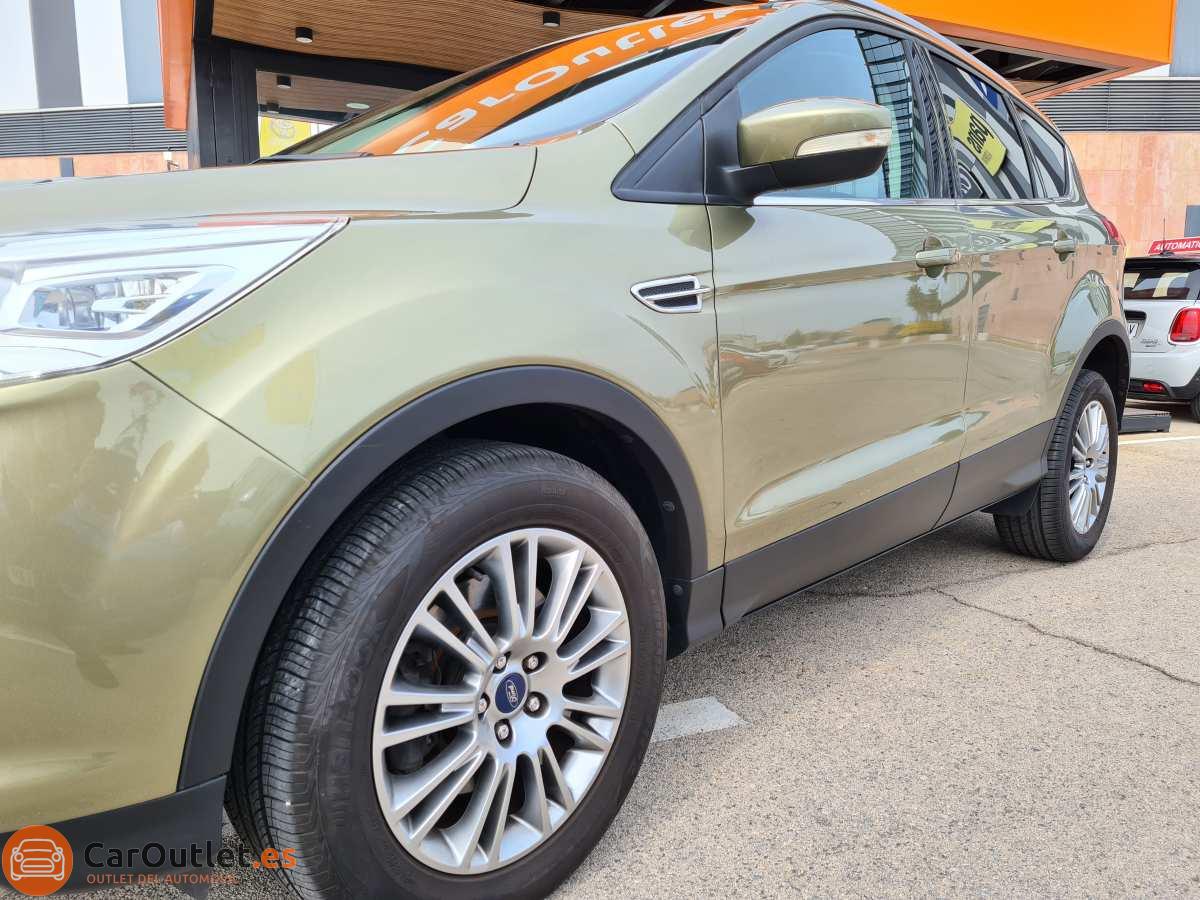 4 - Ford Kuga 2014