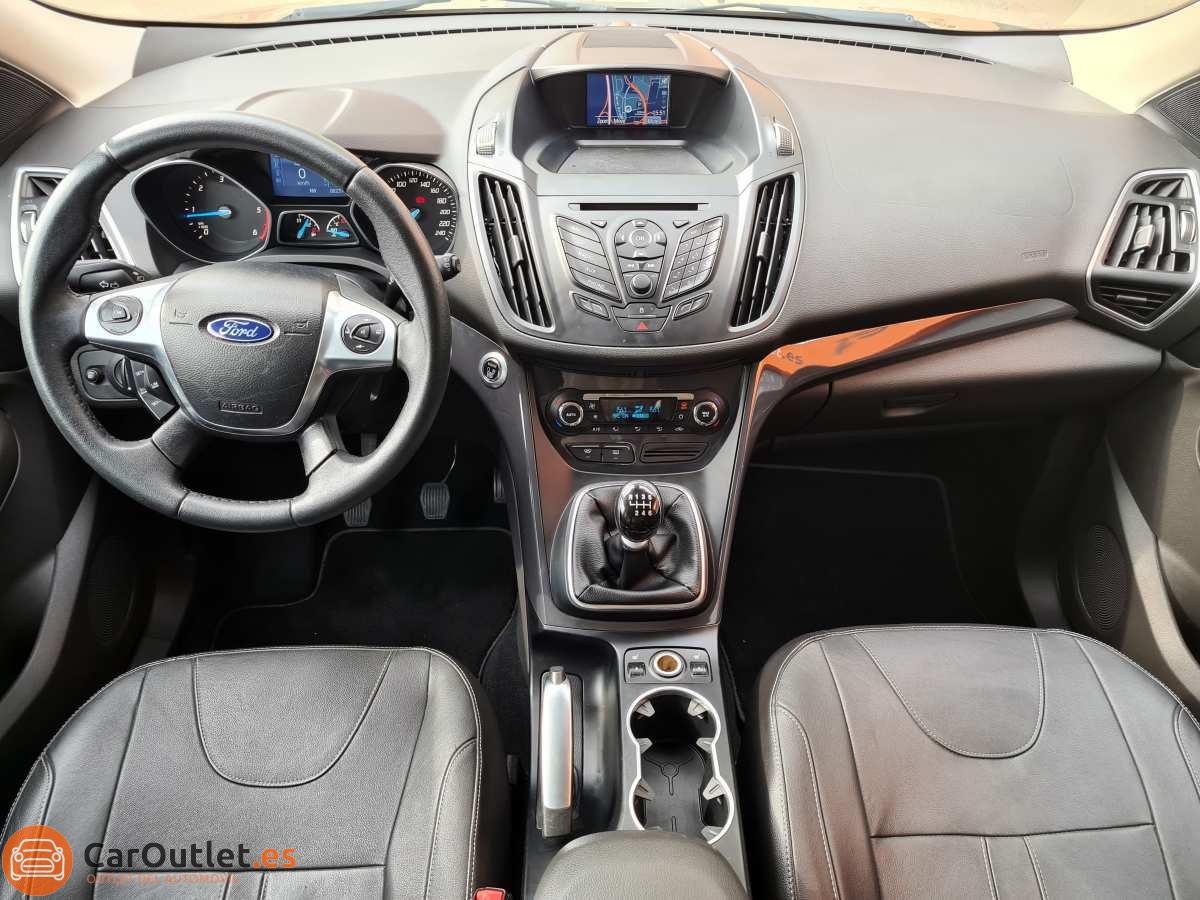 15 - Ford Kuga 2014