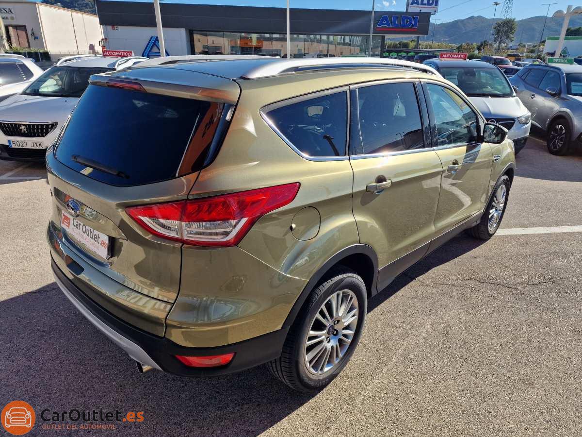 4 - Ford Kuga 2014