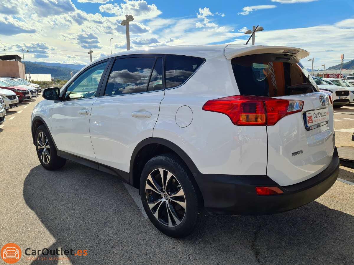 5 - Toyota RAV4 2015