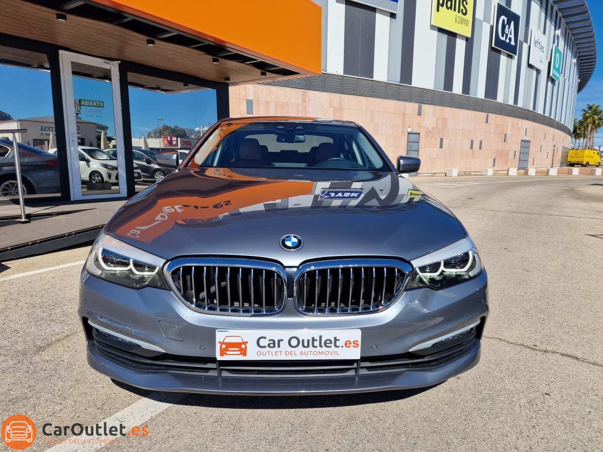 2 - BMW 520 2018 - AUTO