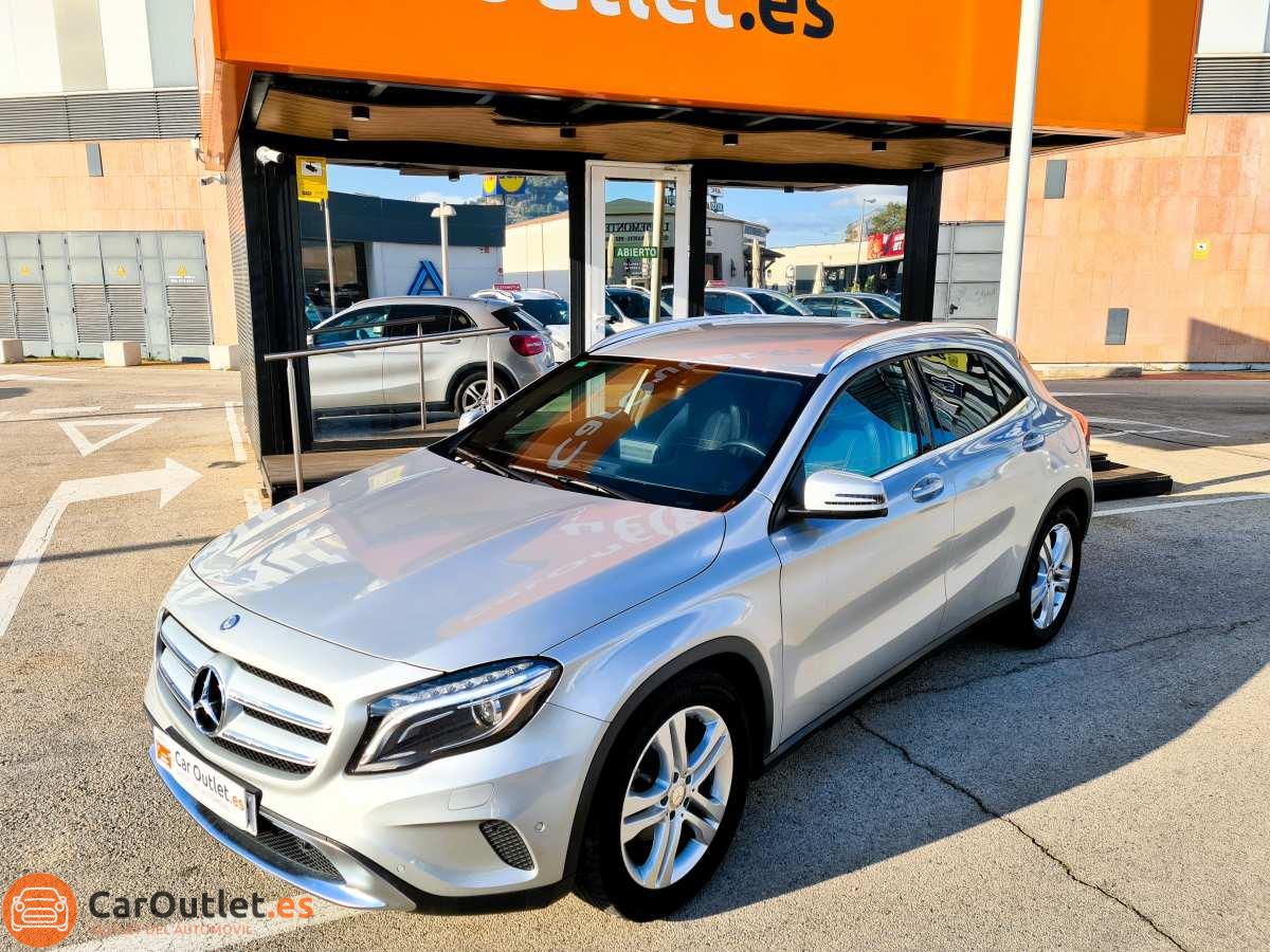 1 - Mercedes GLA Class 2017 - AUTO