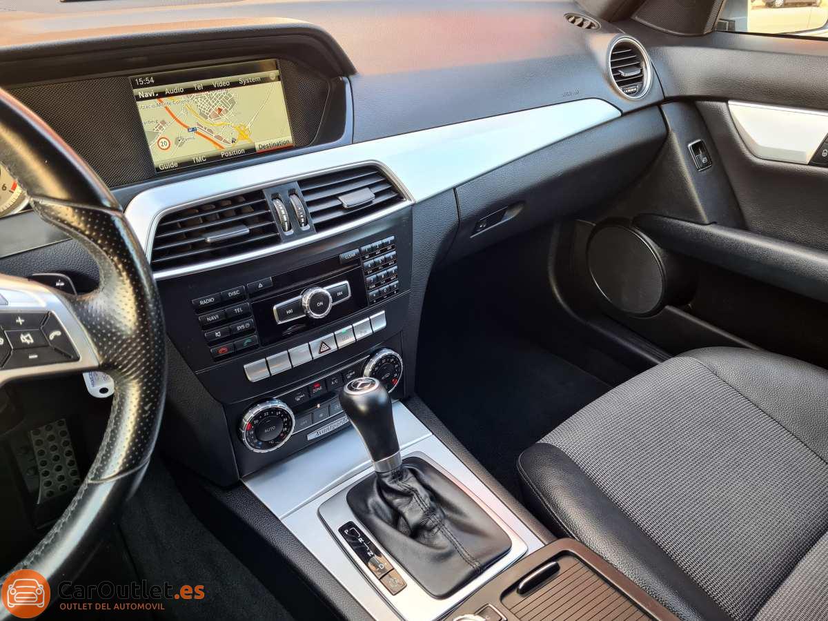 23 - Mercedes C Class 2013 - AUTO