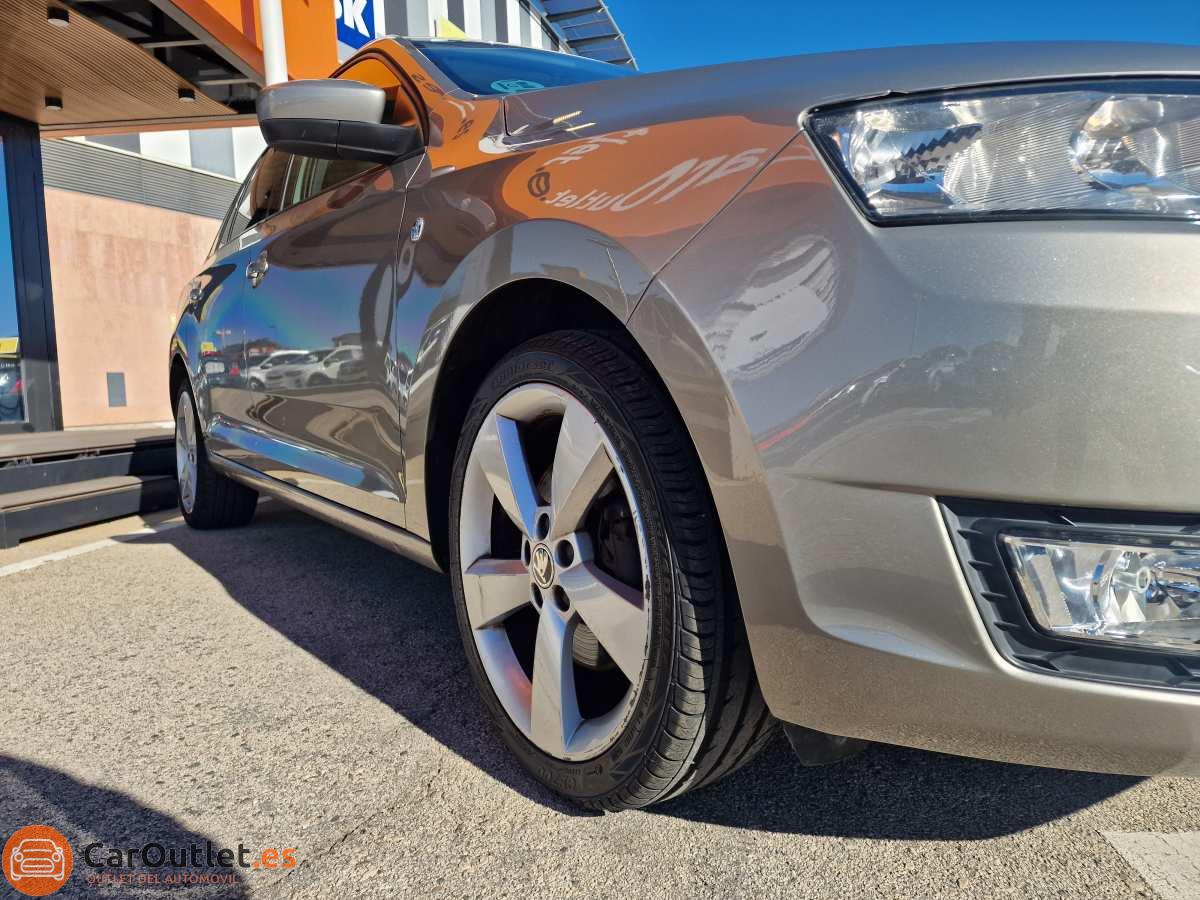 4 - Skoda Spaceback 2015