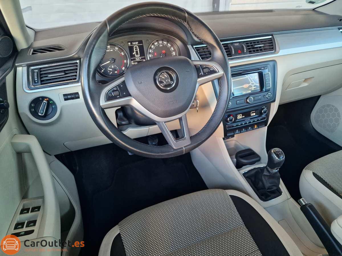 12 - Skoda Spaceback 2015