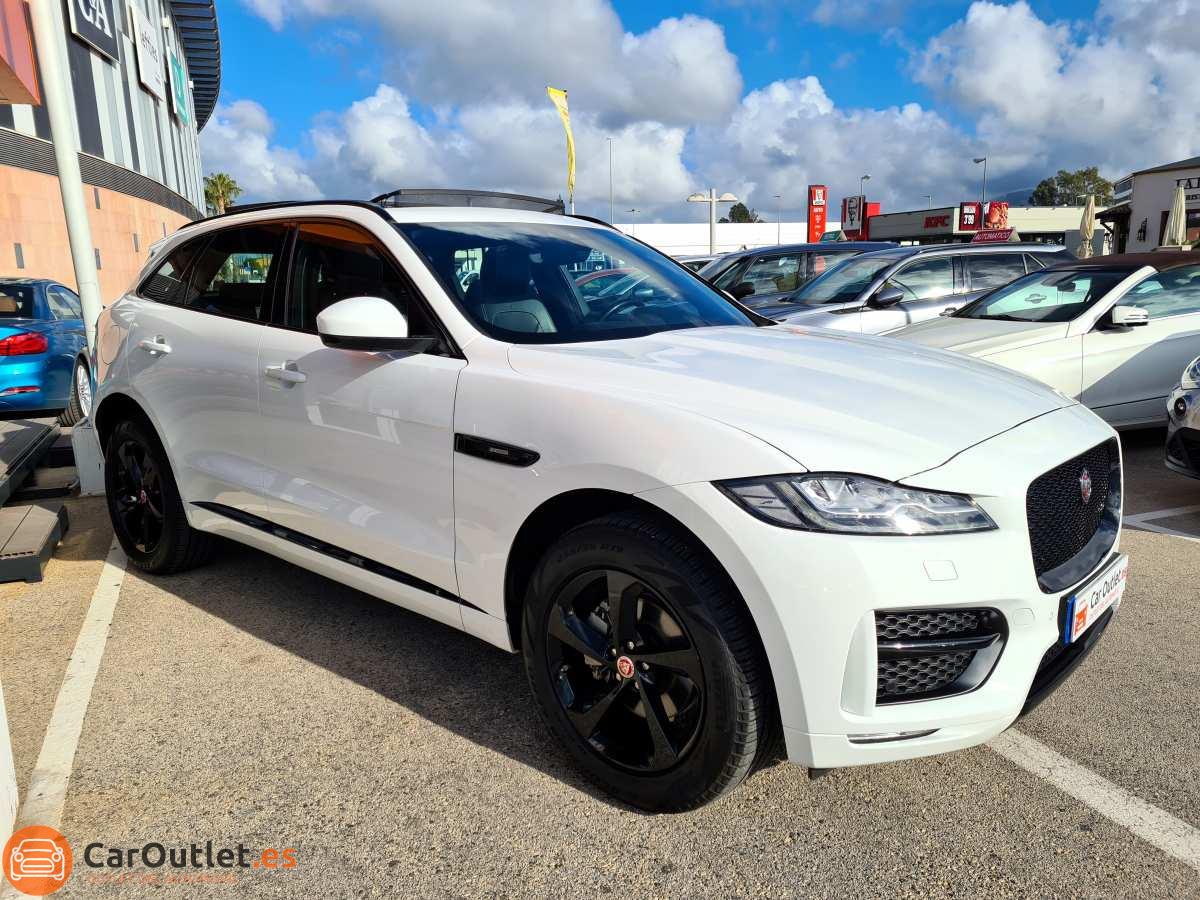 3 - Jaguar F-Pace 2019 - AUTO