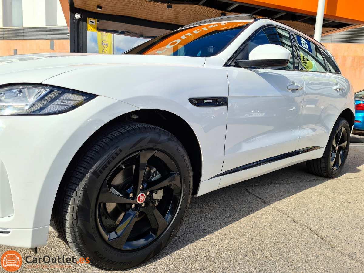 5 - Jaguar F-Pace 2019 - AUTO