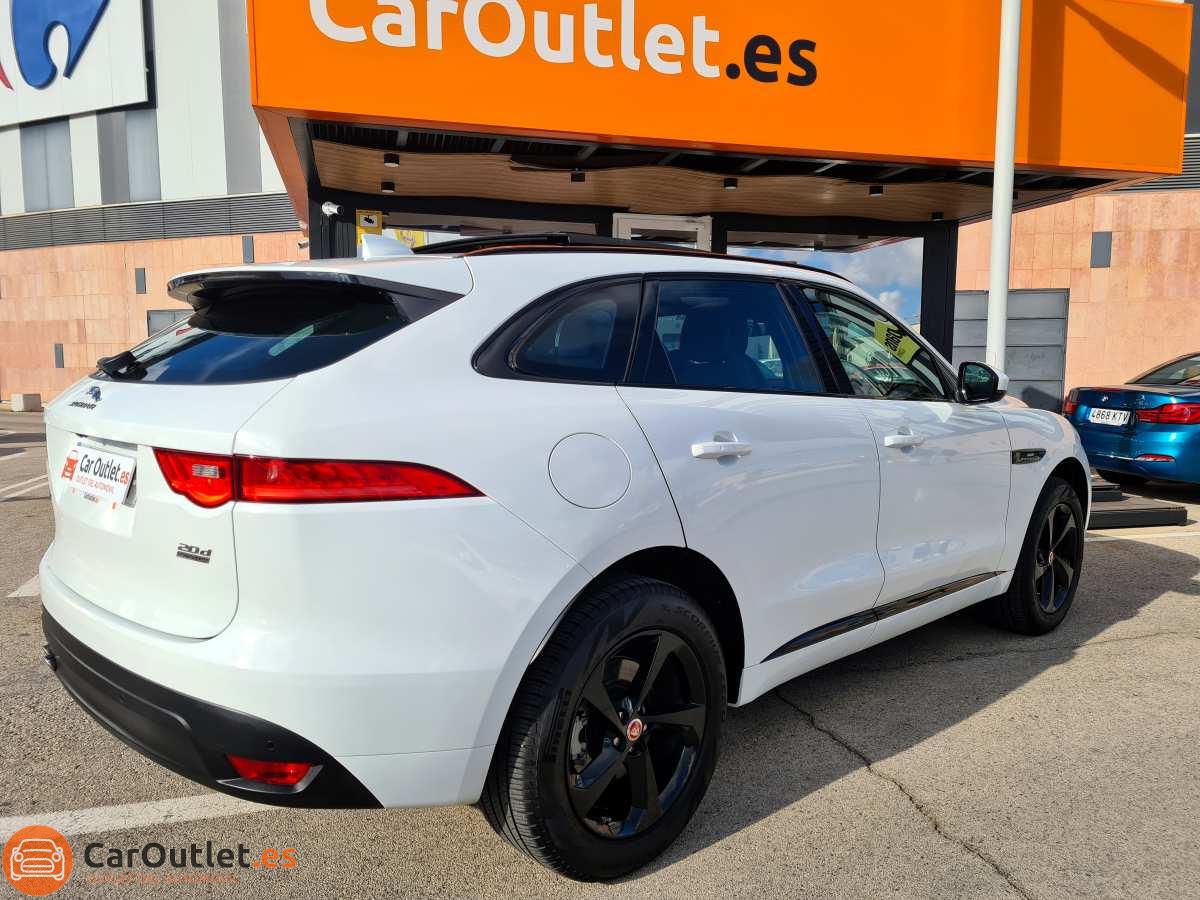 7 - Jaguar F-Pace 2019 - AUTO