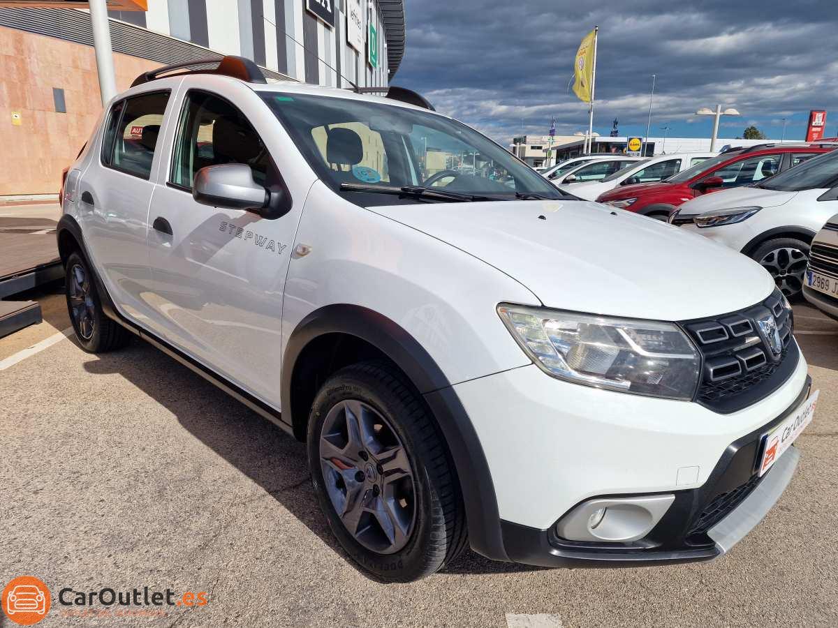 2 - Dacia Sandero Stepway 2017