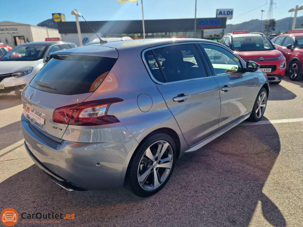 8 - Peugeot 308 2017