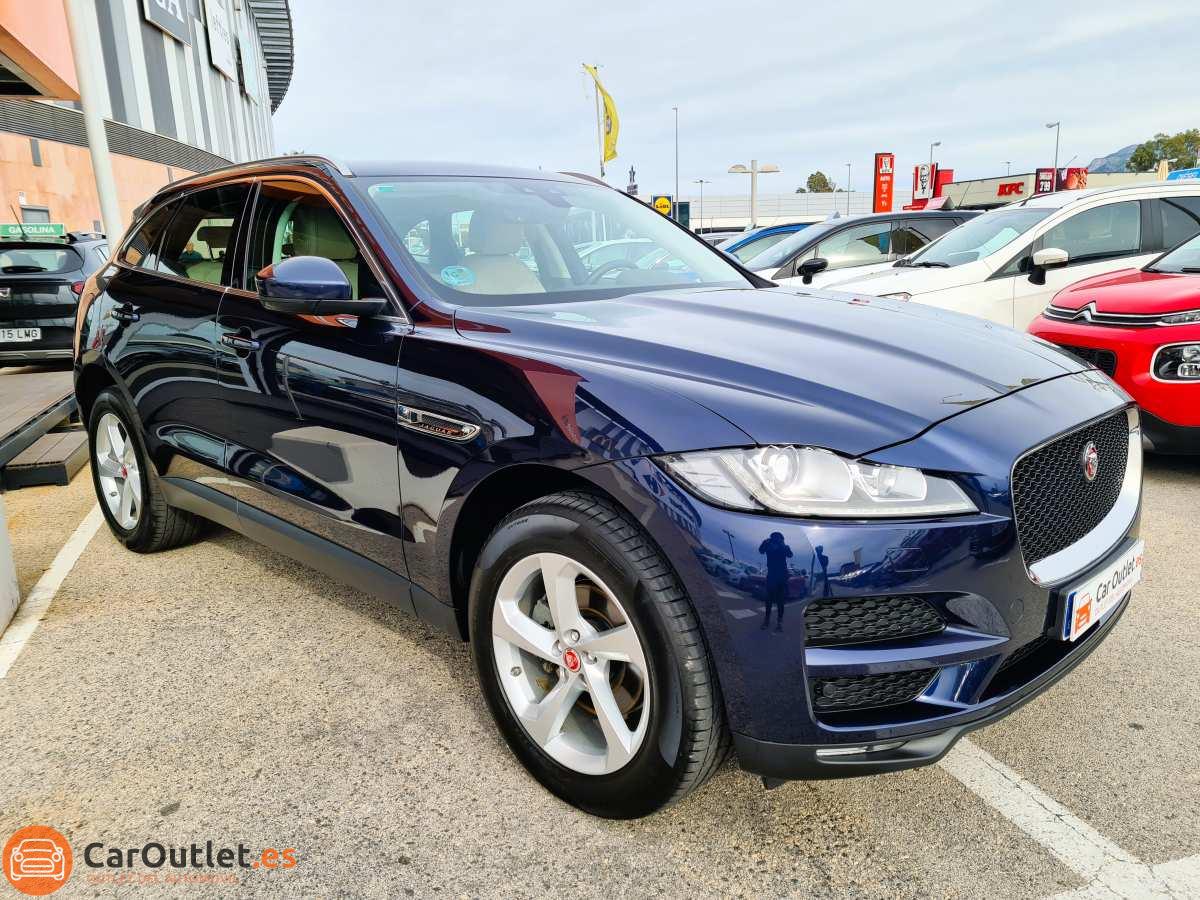 2 - Jaguar F-Pace 2019 - AUTO