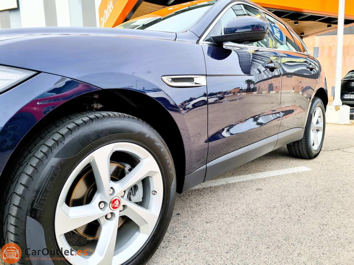 6 - Jaguar F-Pace 2019 - AUTO