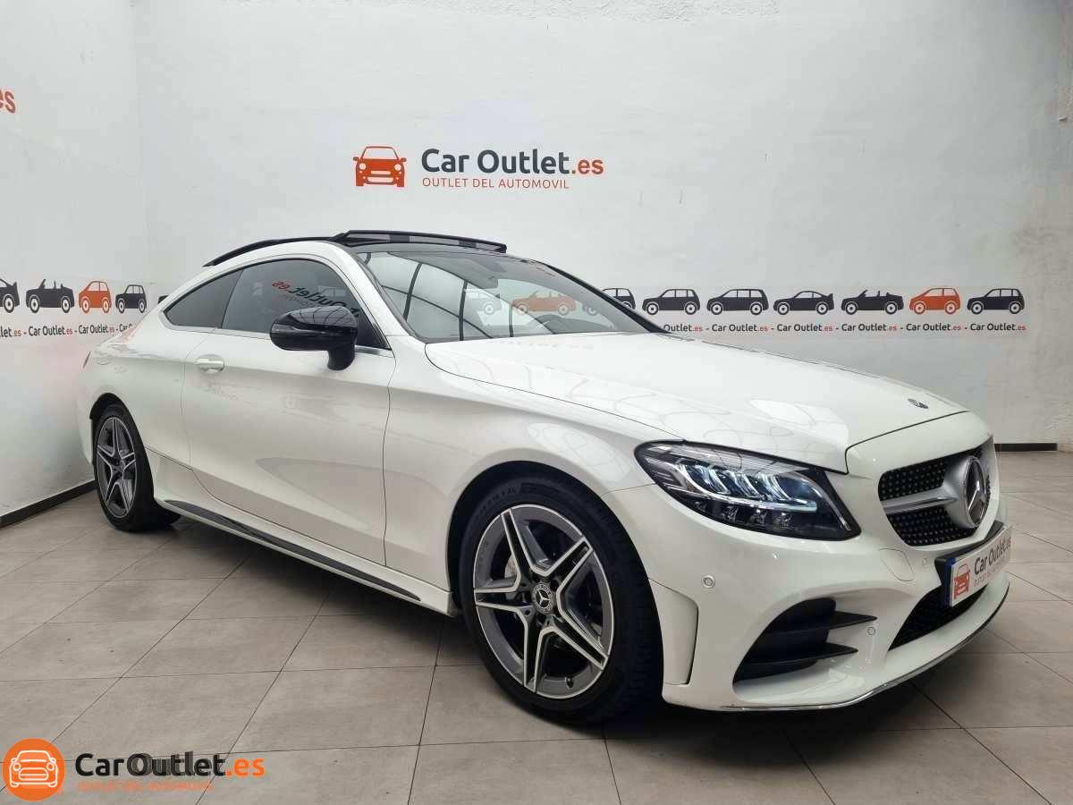 1 - Mercedes C Class 2018 - AUTO