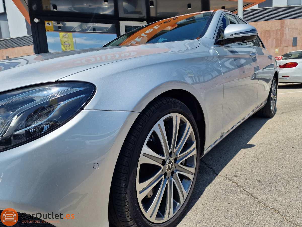 11 - Mercedes E Class 2018 - AUTO