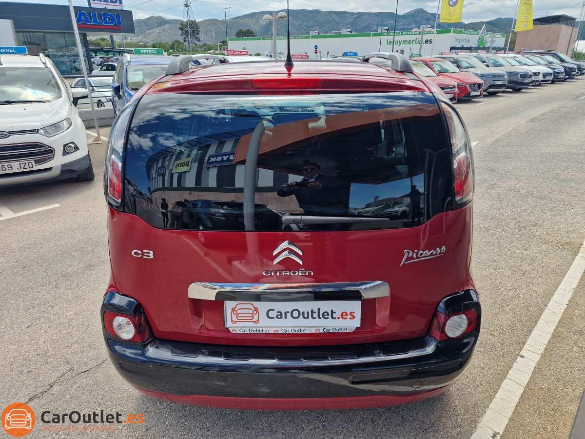 9 - Citroen C3 Picasso 2015