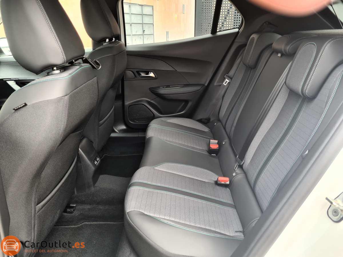 12 - Peugeot 2008 2022 - AUTO