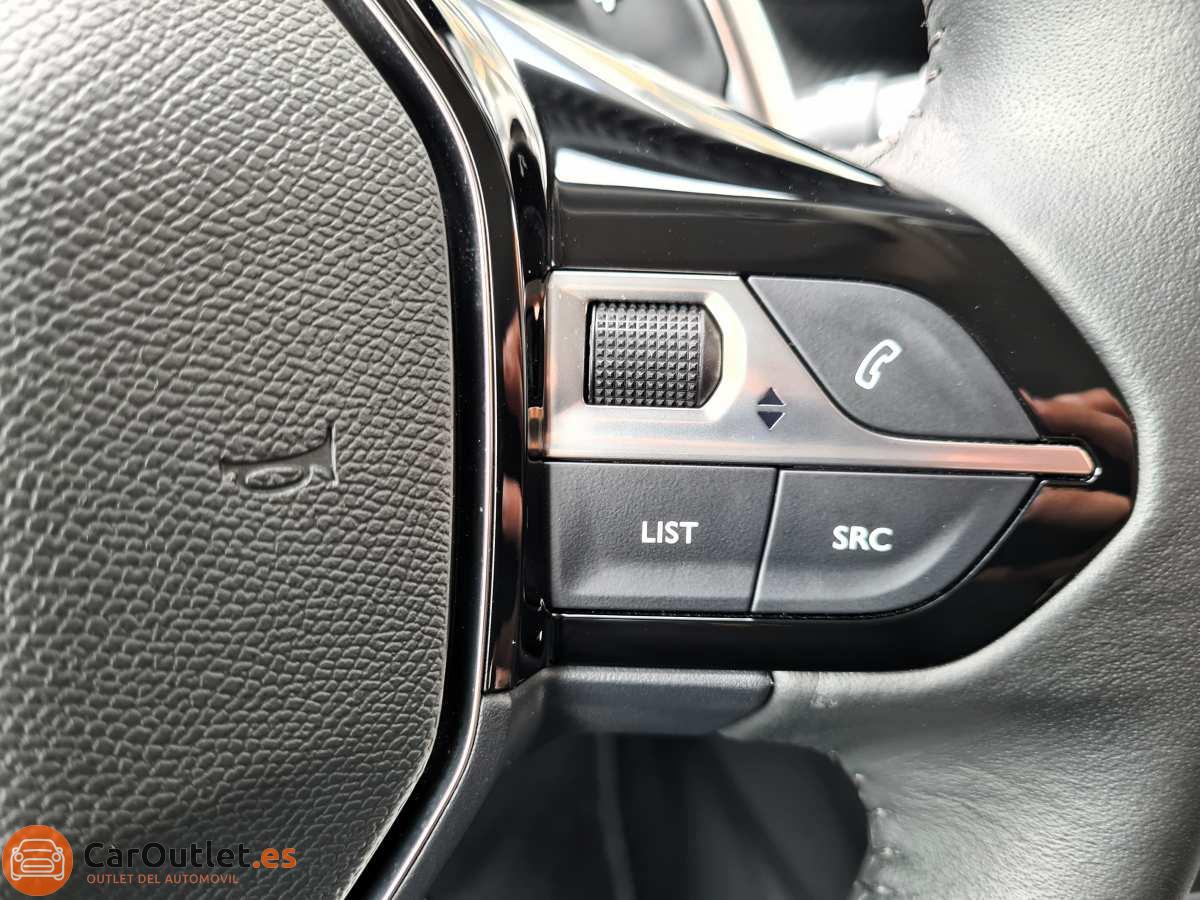 26 - Peugeot 2008 2022 - AUTO