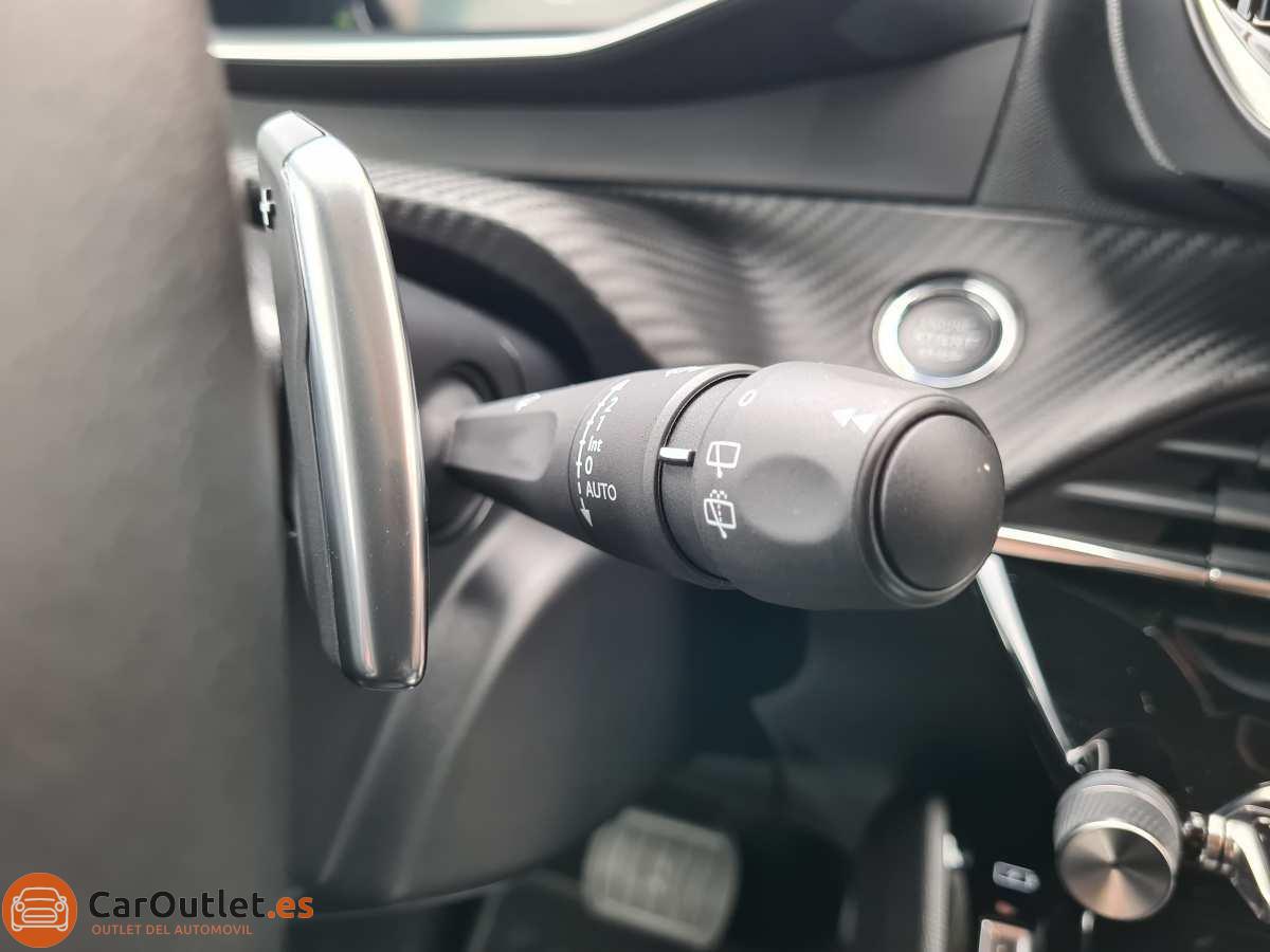 27 - Peugeot 2008 2022 - AUTO