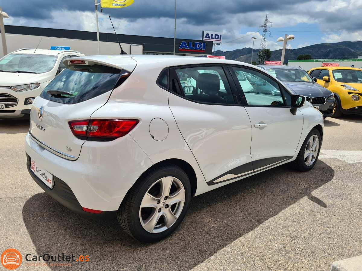 8 - Renault Clio 2014