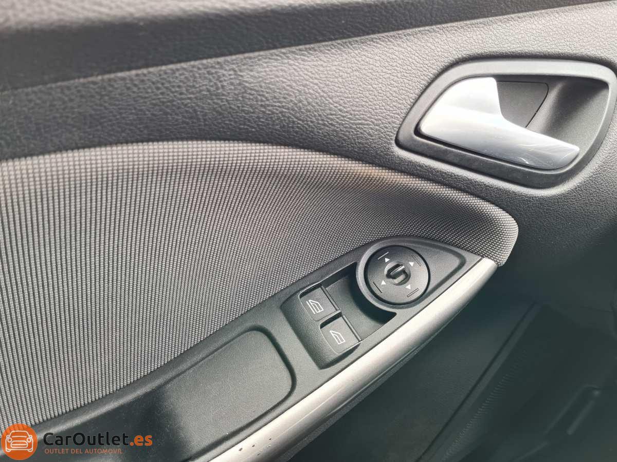 18 - Ford Focus 2014