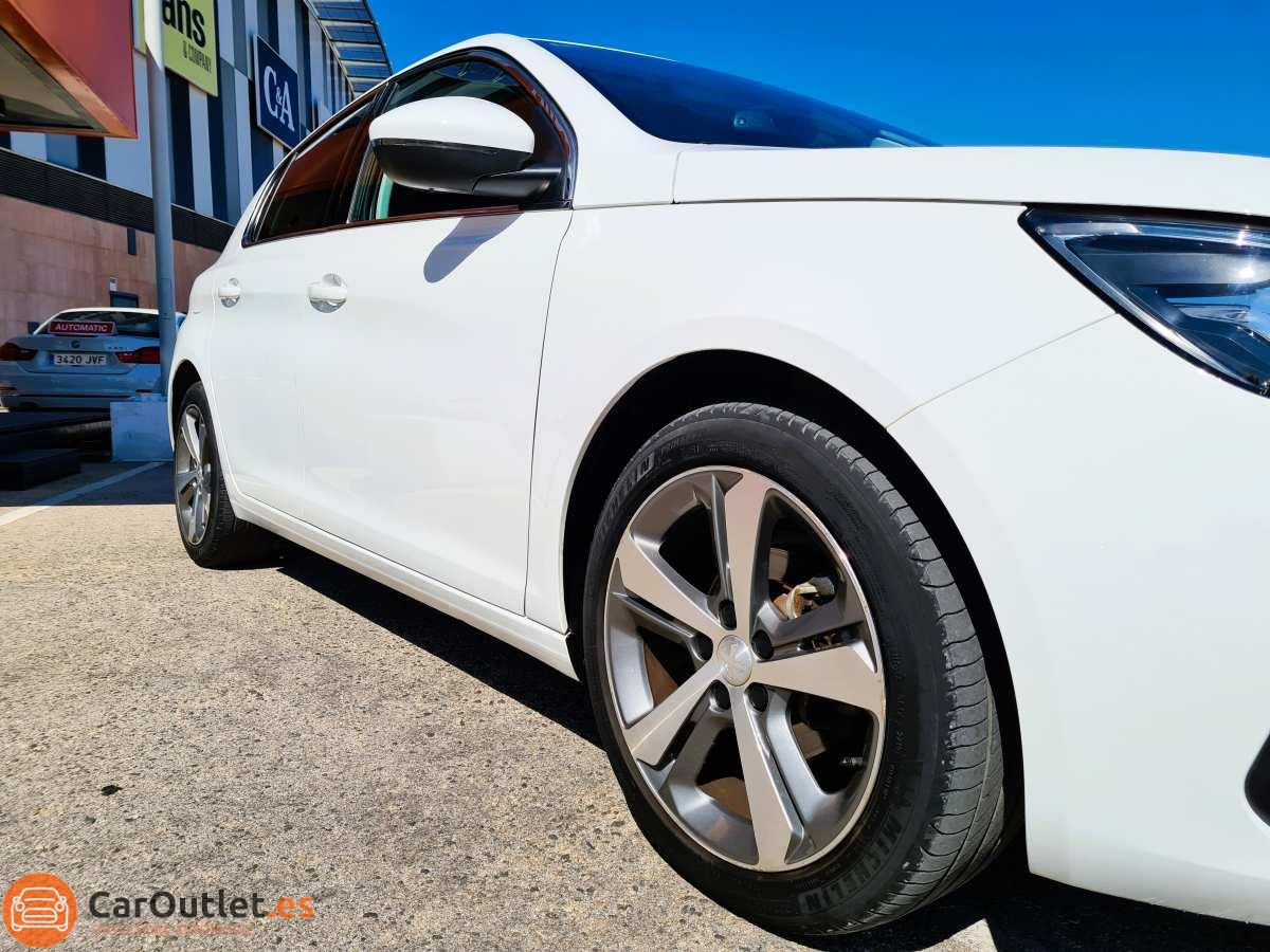 3 - Peugeot 308 2020
