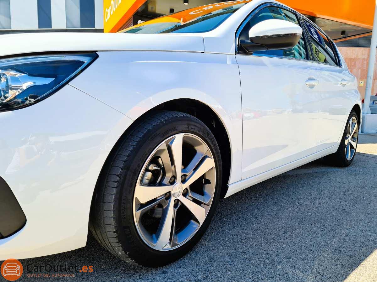 4 - Peugeot 308 2020