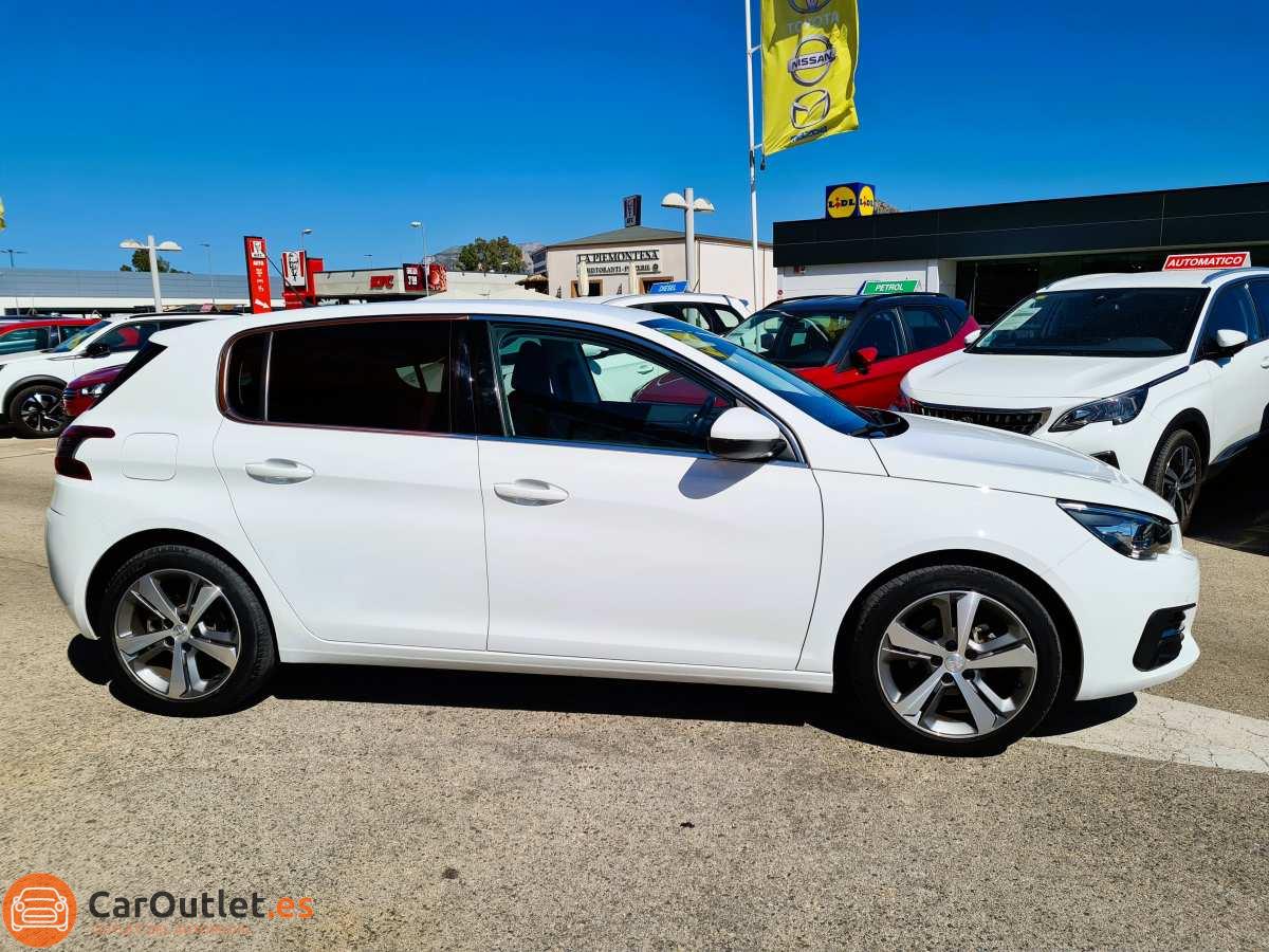 5 - Peugeot 308 2020