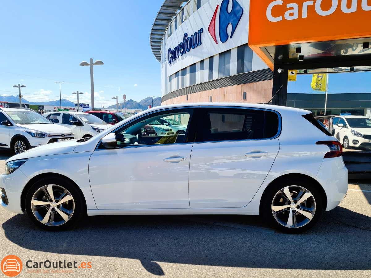 6 - Peugeot 308 2020