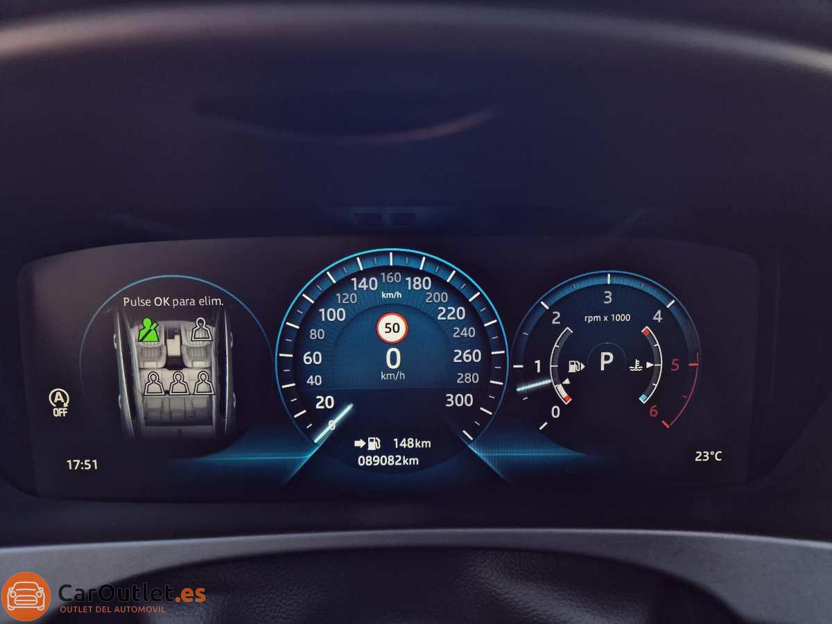 19 - Jaguar F-Pace 2017 - AUTO