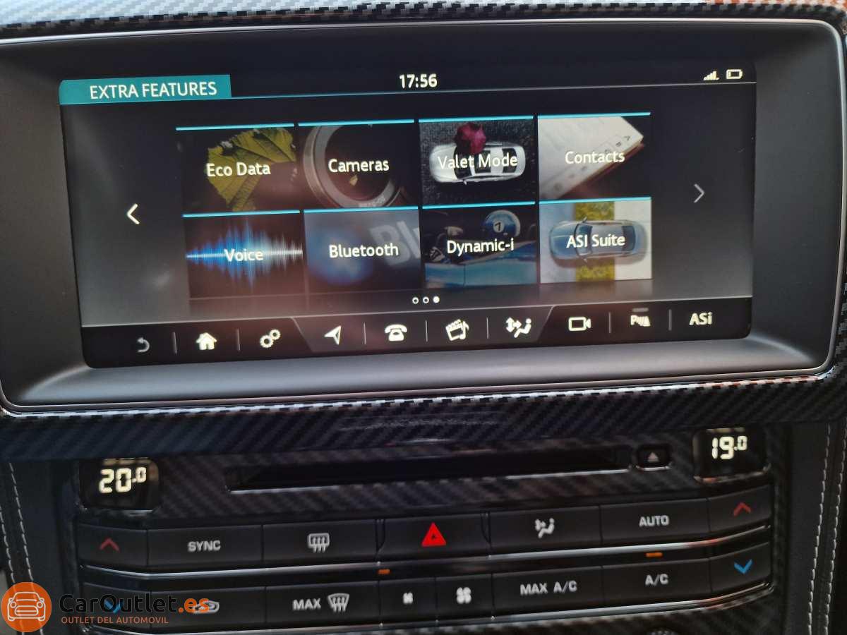 22 - Jaguar F-Pace 2017 - AUTO