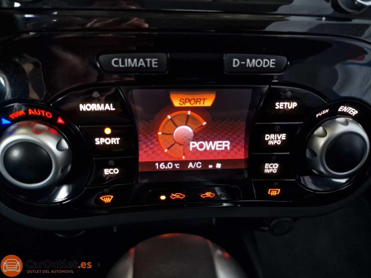 18 - Nissan JUKE 2013 - AUTO