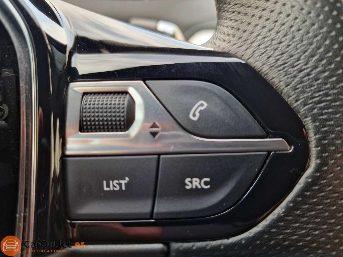 28 - Peugeot 3008 2022 - AUTO