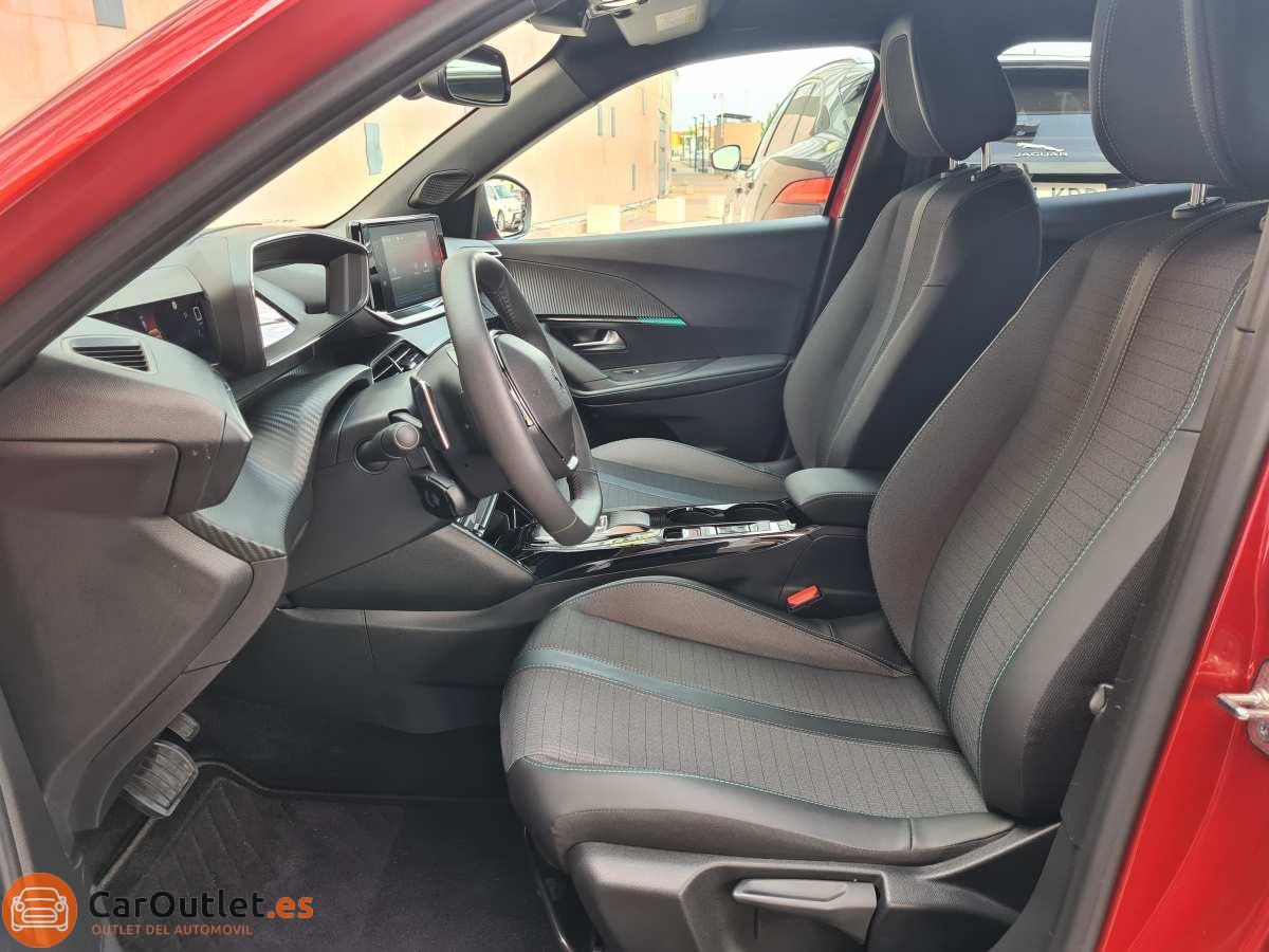 9 - Peugeot 2008 2023 - AUTO