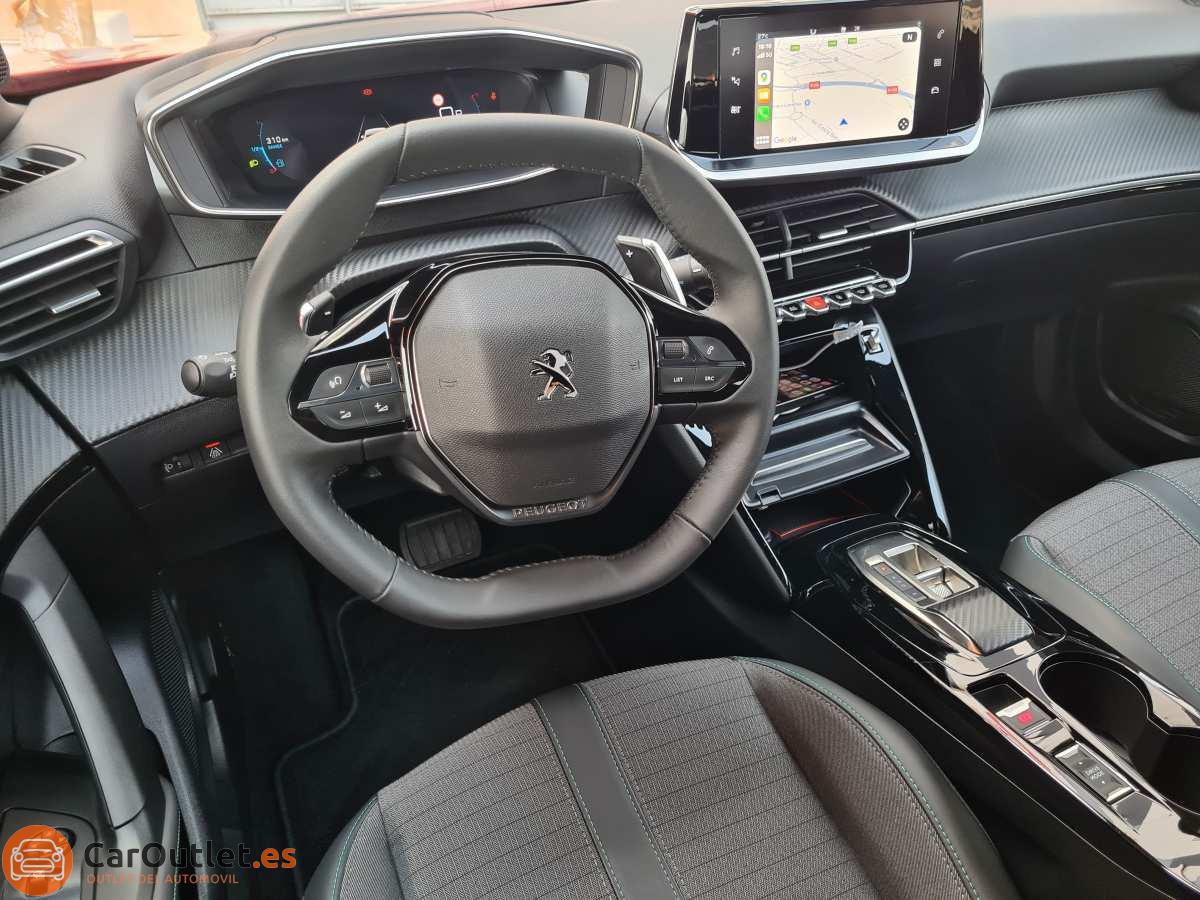 18 - Peugeot 2008 2023 - AUTO