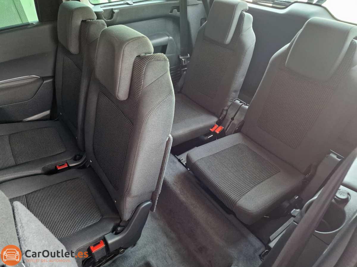 14 - Peugeot 5008 2014