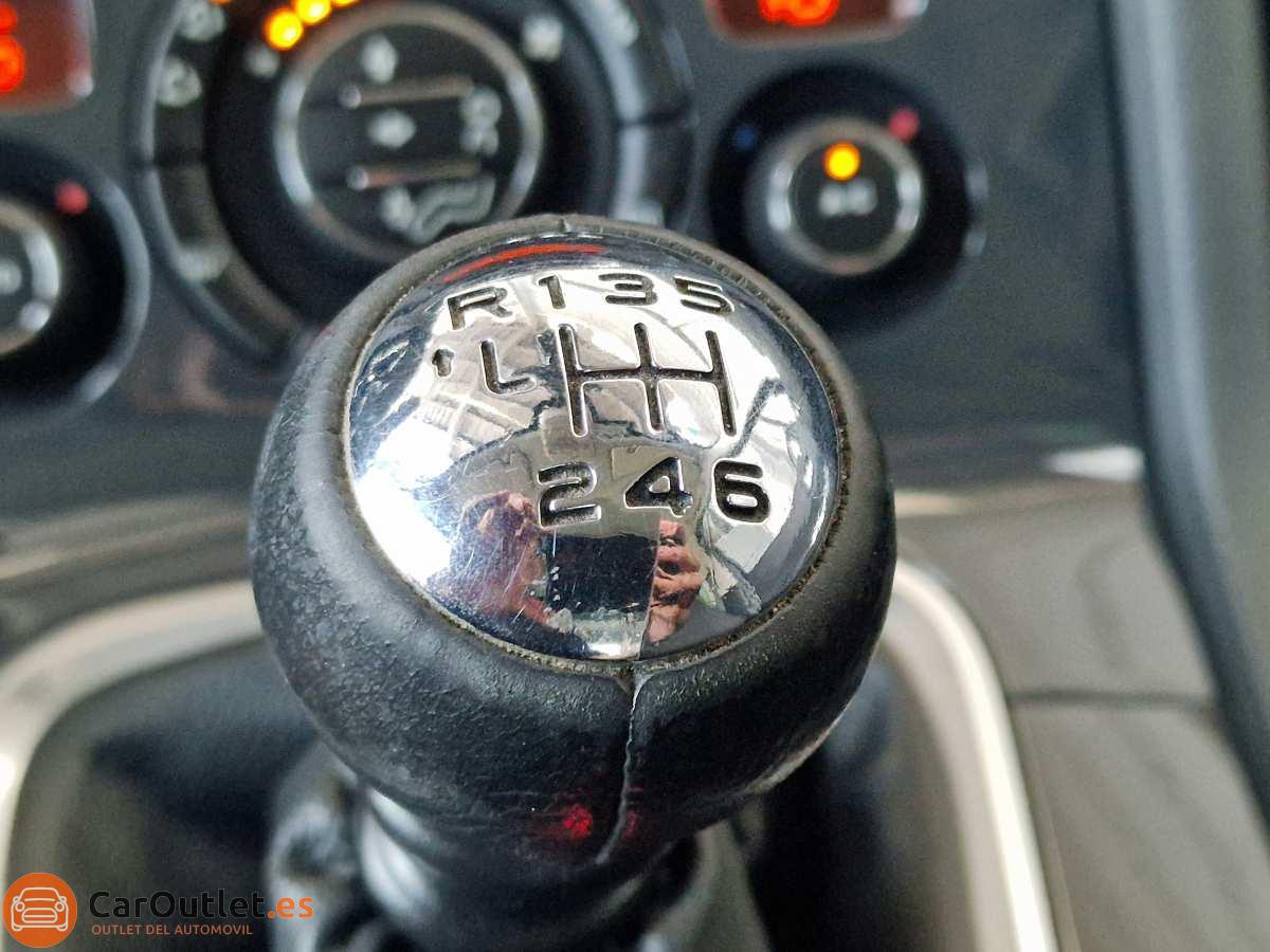19 - Peugeot 5008 2014