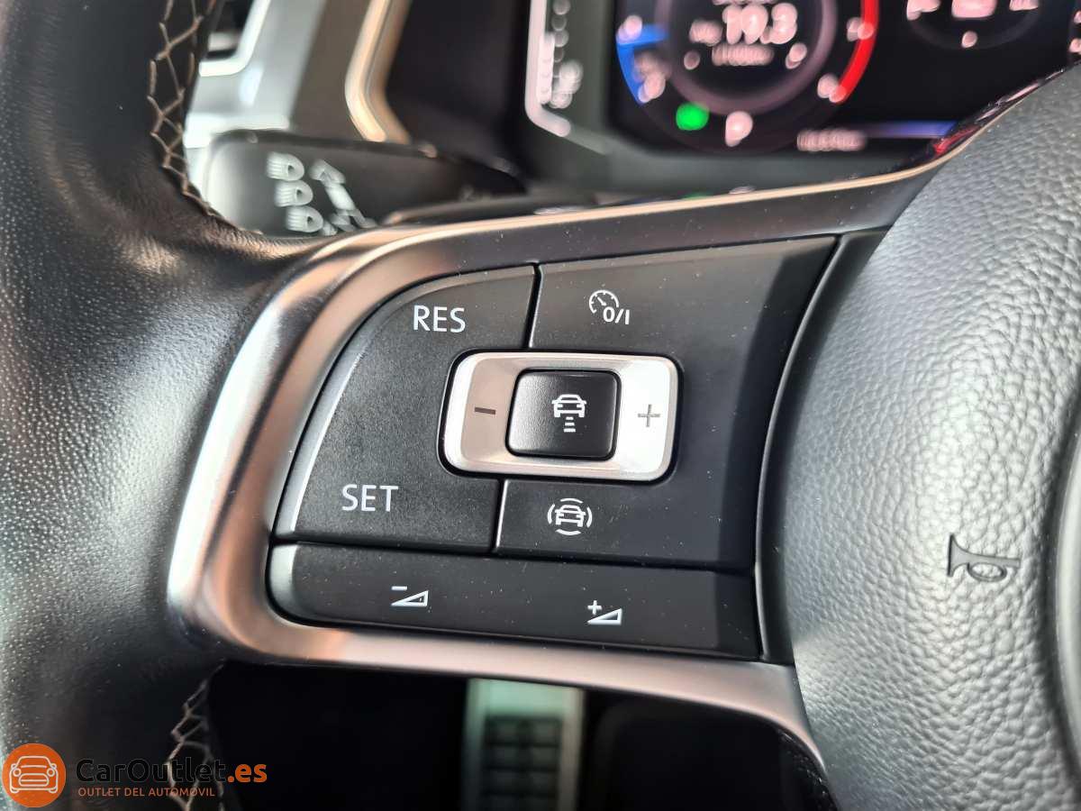 33 - Volkswagen Tiguan 2020 - AUTO