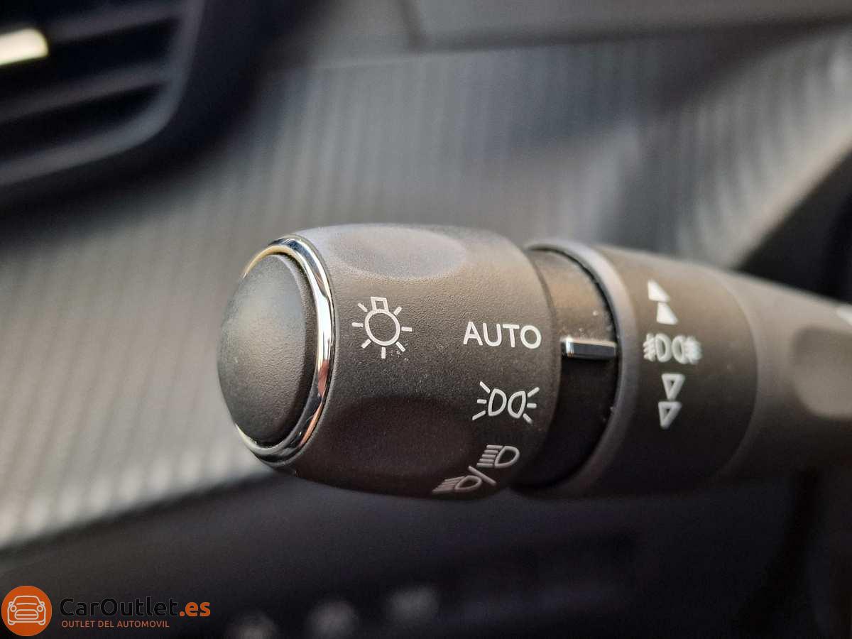 26 - Peugeot 2008 2022 - AUTO