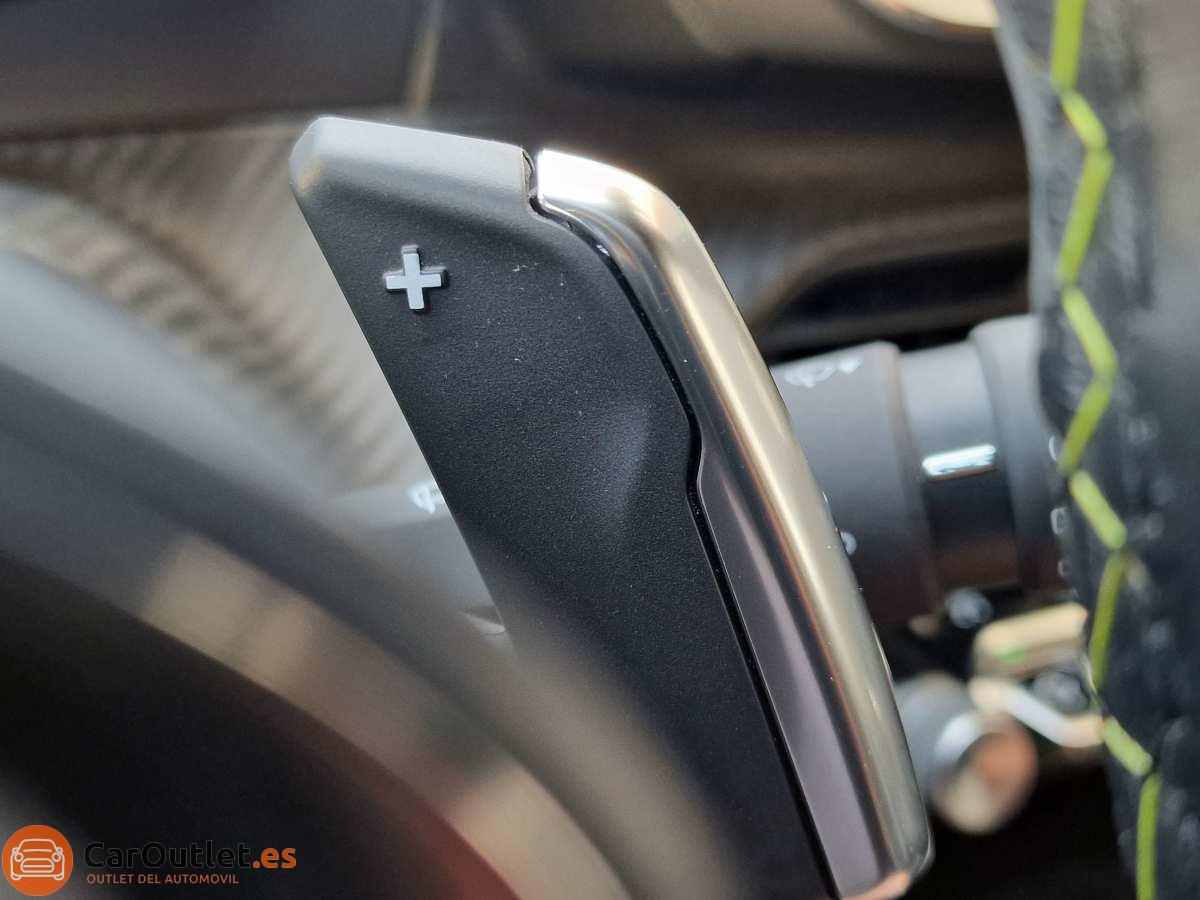 27 - Peugeot 2008 2022 - AUTO