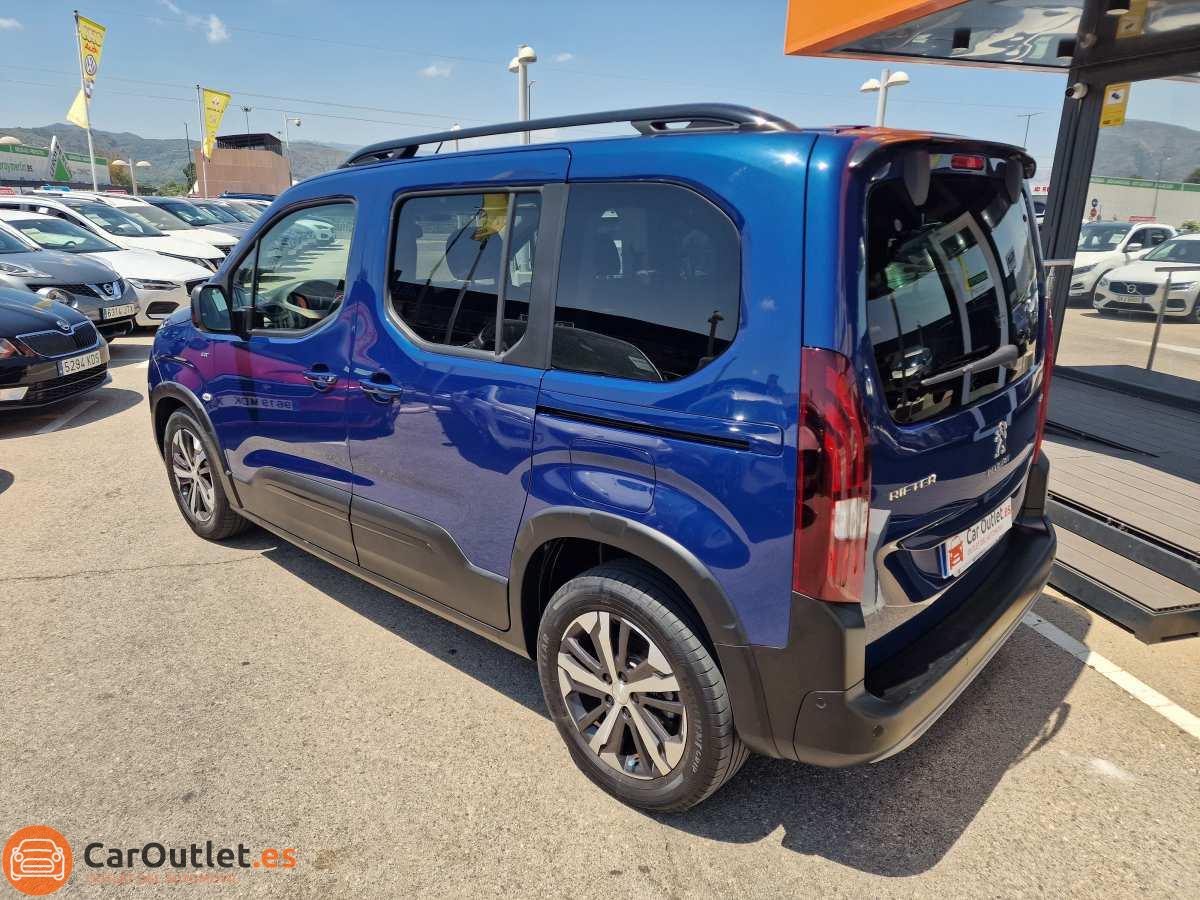 8 - Peugeot RIFTER 2021 - AUTO