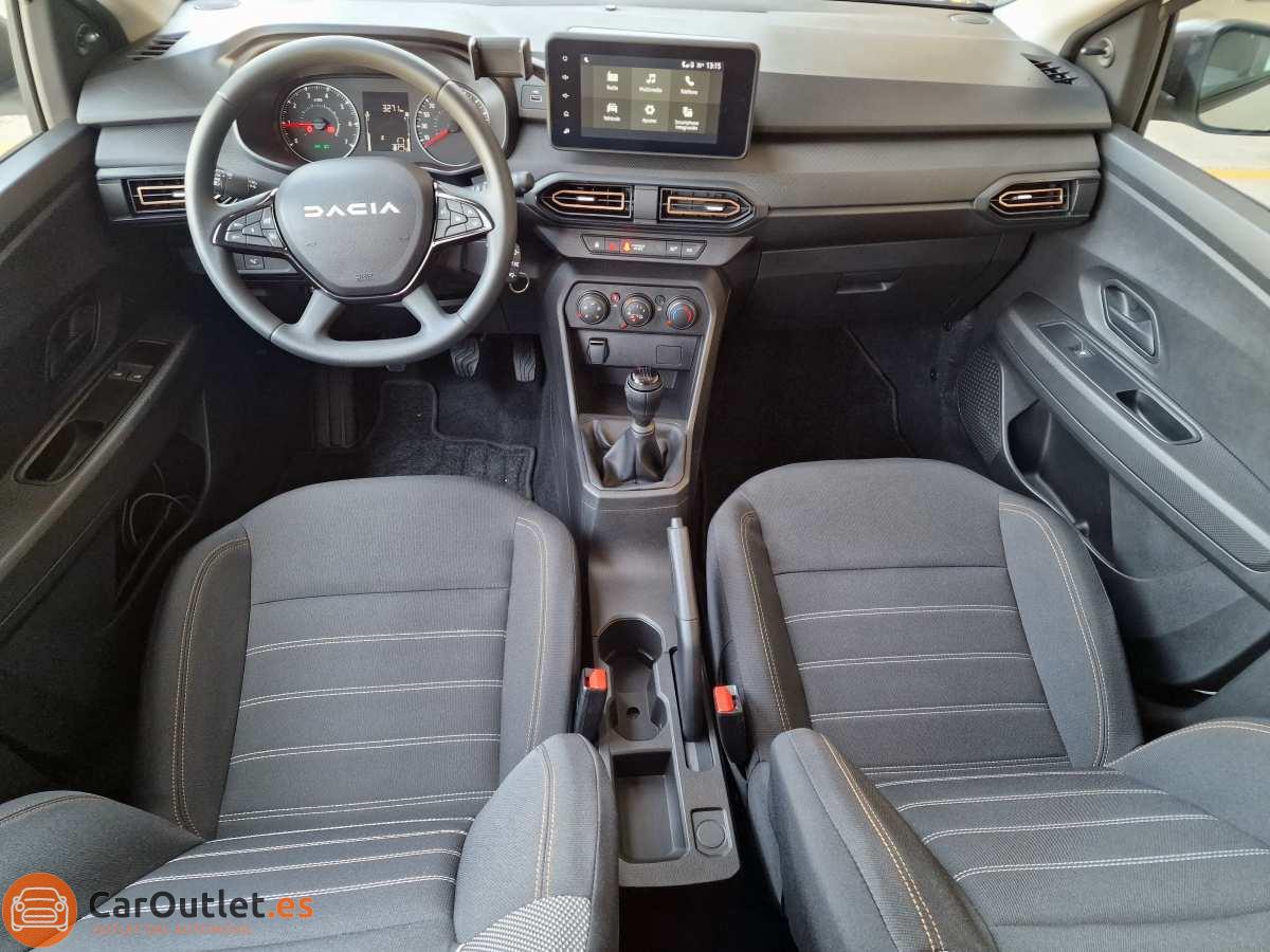 11 - Dacia Sandero Stepway 2024