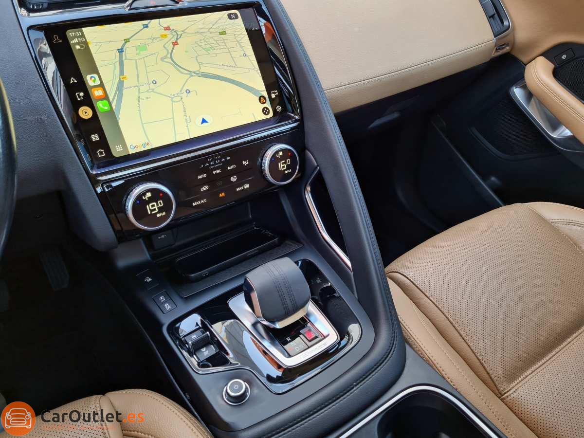 34 - Jaguar E-Pace 2021 - AUTO