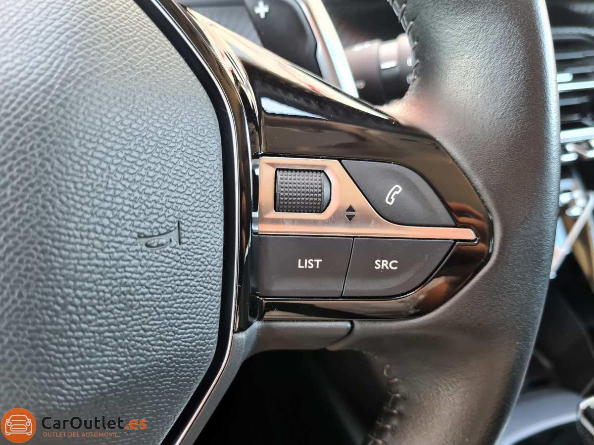 20 - Peugeot 2008 2020 - AUTO