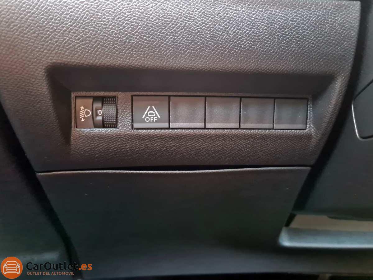 24 - Peugeot 2008 2020 - AUTO