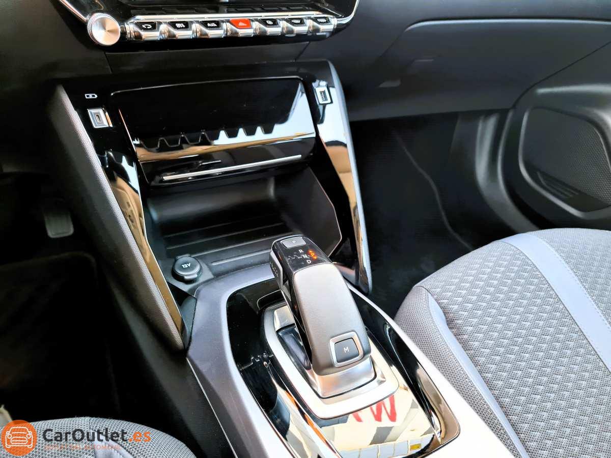 26 - Peugeot 2008 2020 - AUTO