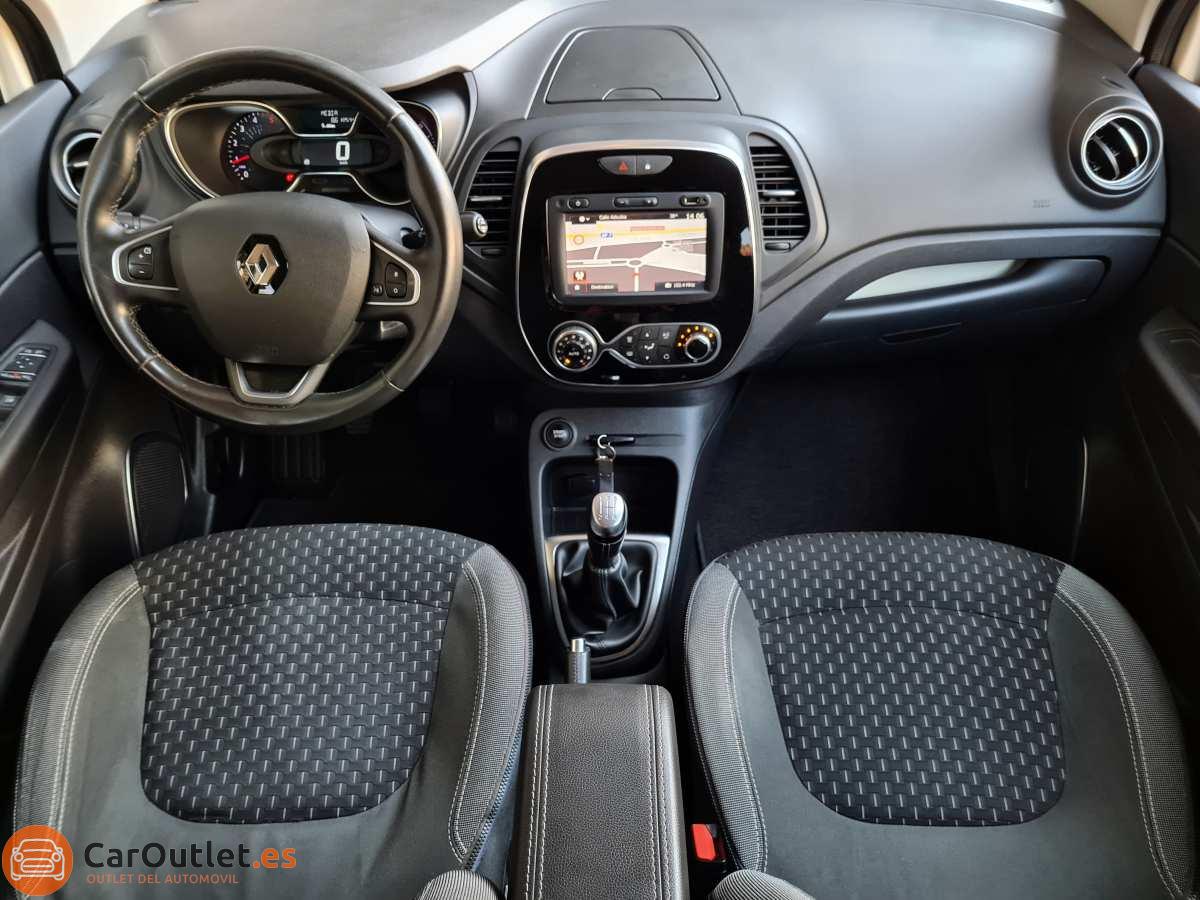 11 - Renault Captur 2017