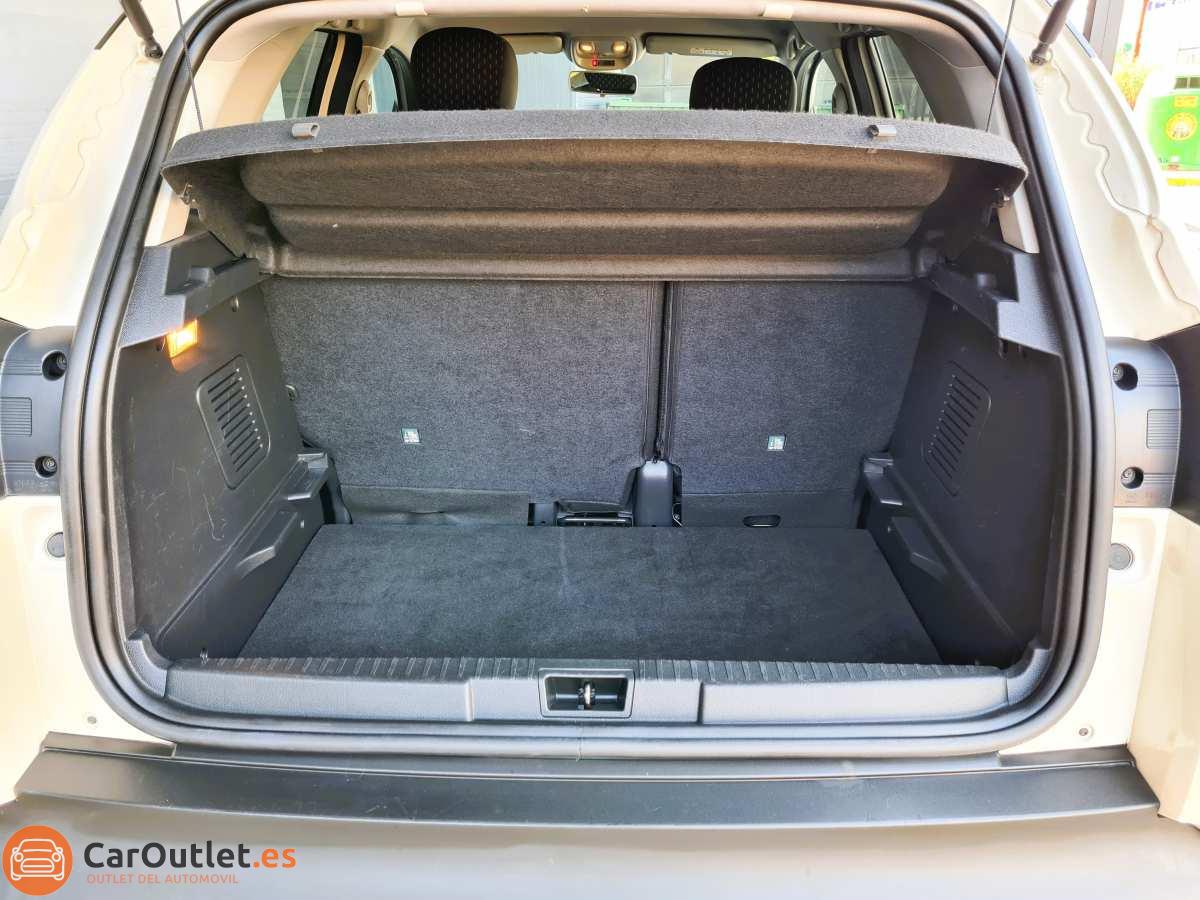 12 - Renault Captur 2017