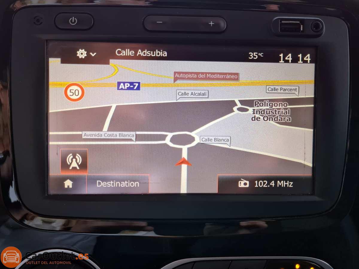 14 - Renault Captur 2017