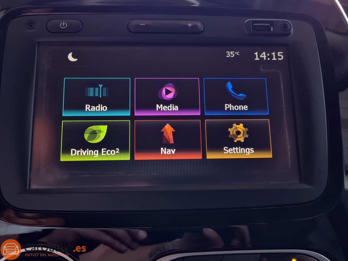 16 - Renault Captur 2017